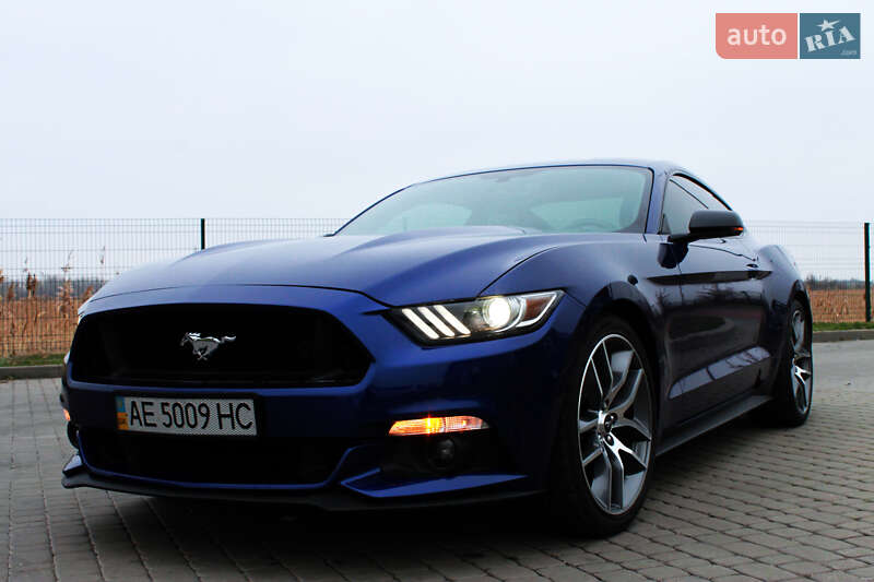 Купе Ford Mustang 2015 в Дніпрі