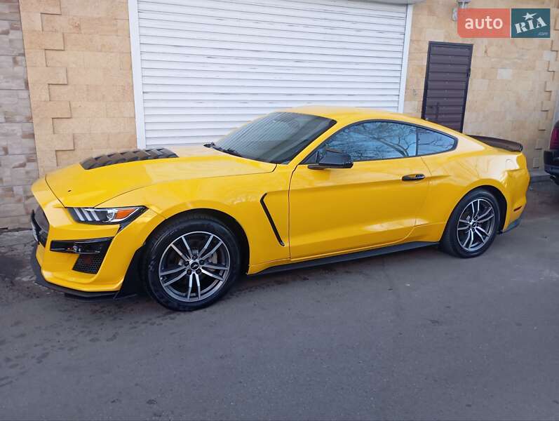Купе Ford Mustang 2015 в Одессе