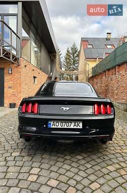 Купе Ford Mustang 2015 в Ужгороді