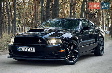 Купе Ford Mustang 2014 в Києві