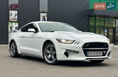 Купе Ford Mustang 2015 в Киеве