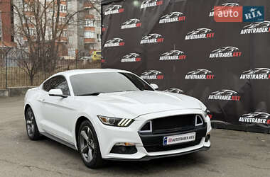 Купе Ford Mustang 2014 в Киеве