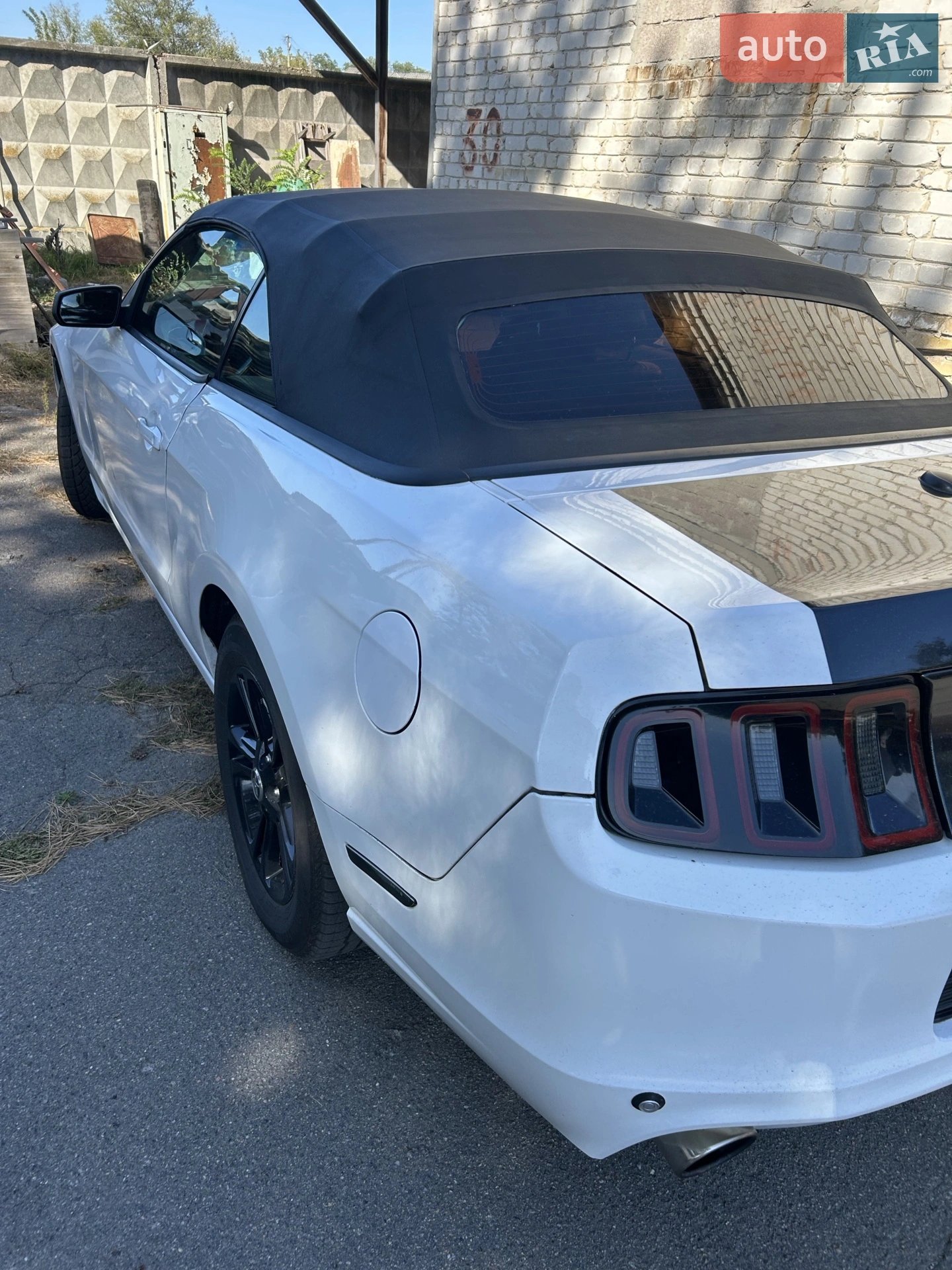2014 Ford Mustang - мініатюра 17