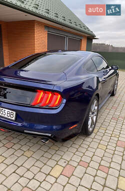Купе Ford Mustang 2017 в 