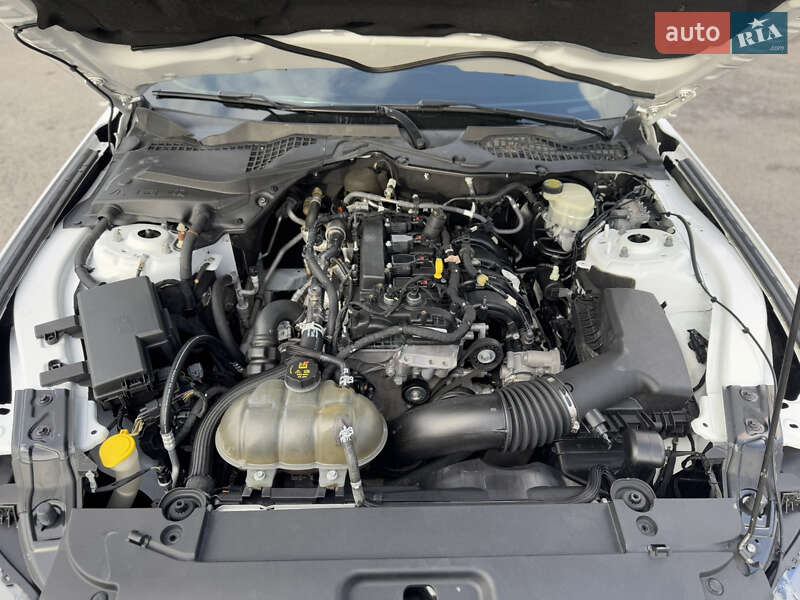 Купе Ford Mustang 2015 в Полтаве
