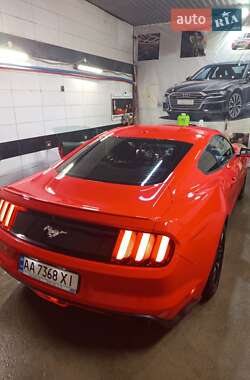 Купе Ford Mustang 2014 в Києві