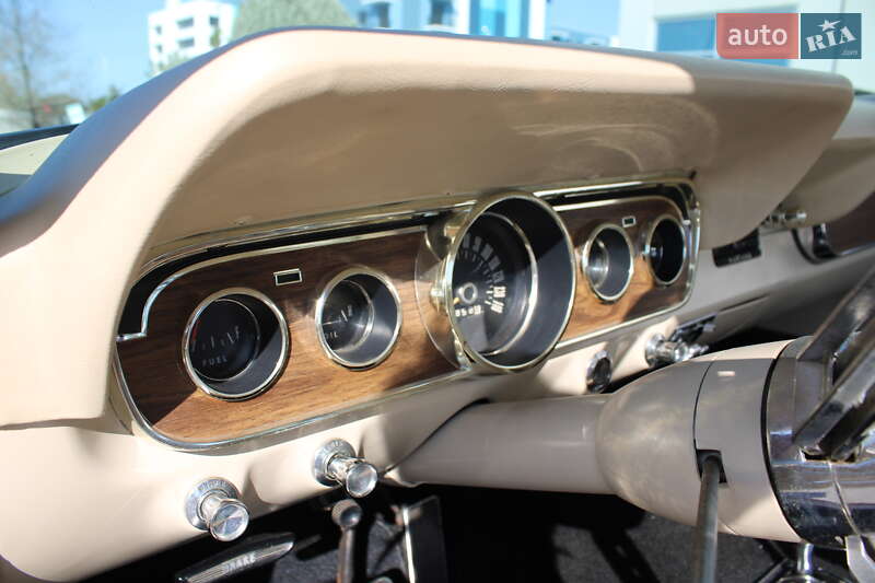 Купе Ford Mustang 1966 в Києві
