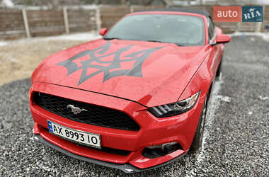 Кабриолет Ford Mustang 2015 в 