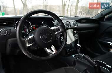 Купе Ford Mustang 2015 в 