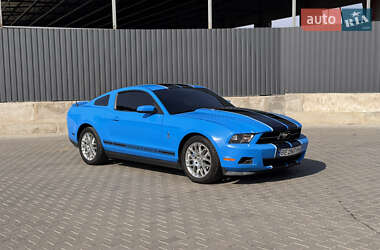 Купе Ford Mustang 2011 в Вознесенську