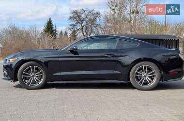 Купе Ford Mustang 2016 в Львові