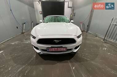 Кабриолет Ford Mustang 2016 в Львове