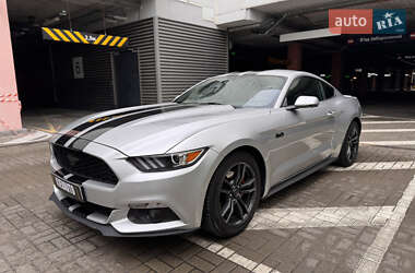 Купе Ford Mustang 2014 в Києві