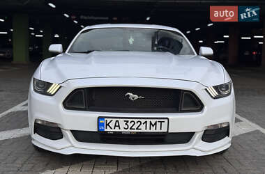 Купе Ford Mustang 2016 в 