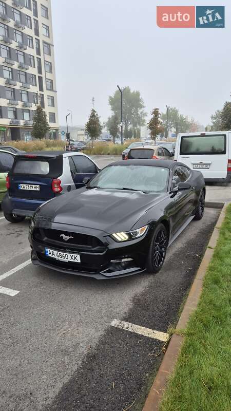 Купе Ford Mustang 2016 в Киеве
