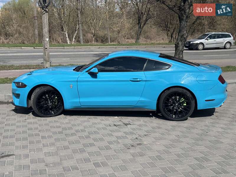 Купе Ford Mustang 2015 в Хмельницькому