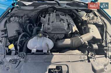 Купе Ford Mustang 2015 в 