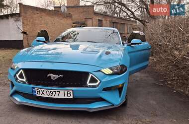 Купе Ford Mustang 2015 в 