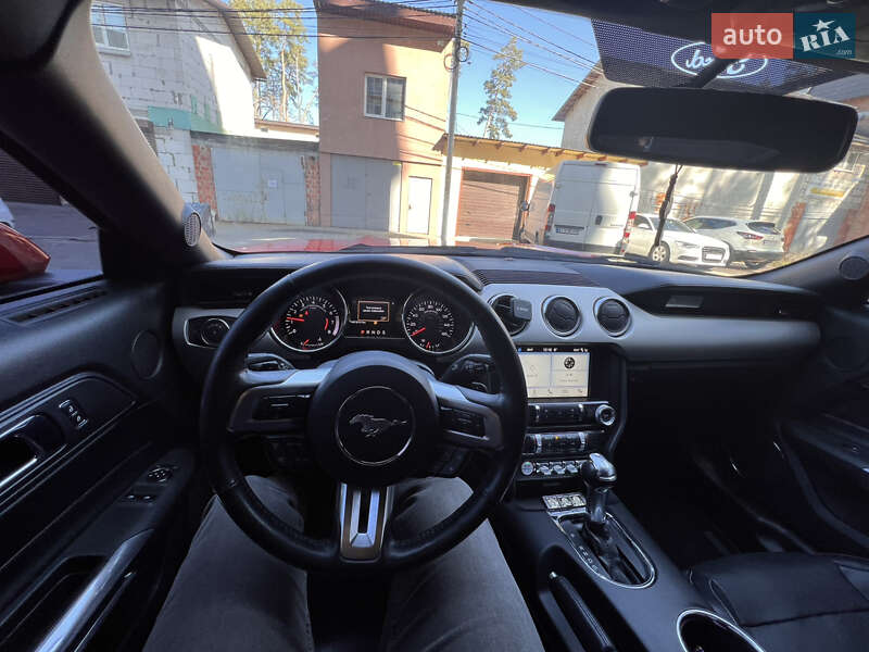 Купе Ford Mustang 2015 в Киеве