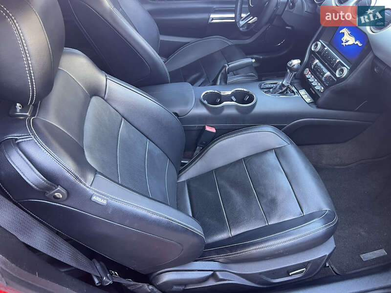Купе Ford Mustang 2015 в Киеве