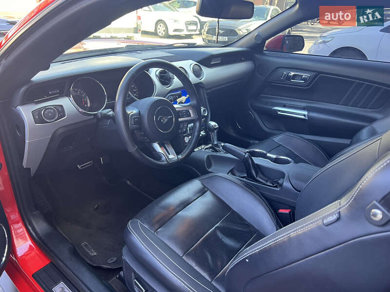 Купе Ford Mustang 2015 в Киеве