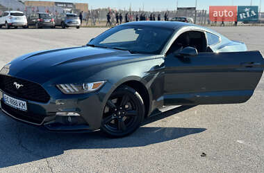 Купе Ford Mustang 2015 в 