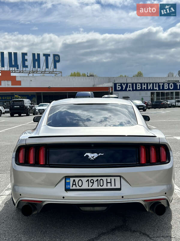 Купе Ford Mustang 2016 в Сумах