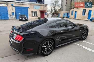 Купе Ford Mustang 2021 в 