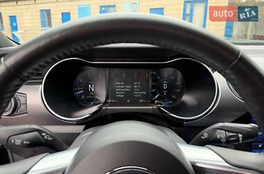Купе Ford Mustang 2021 в 