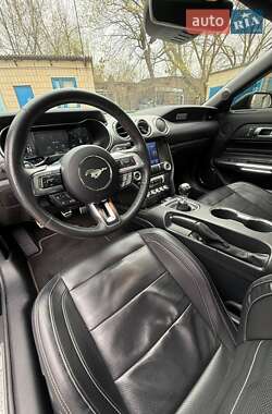 Купе Ford Mustang 2021 в 