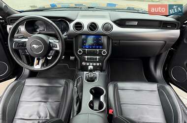 Купе Ford Mustang 2021 в 