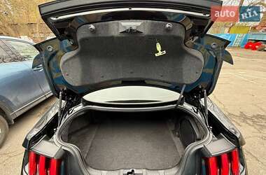 Купе Ford Mustang 2021 в 