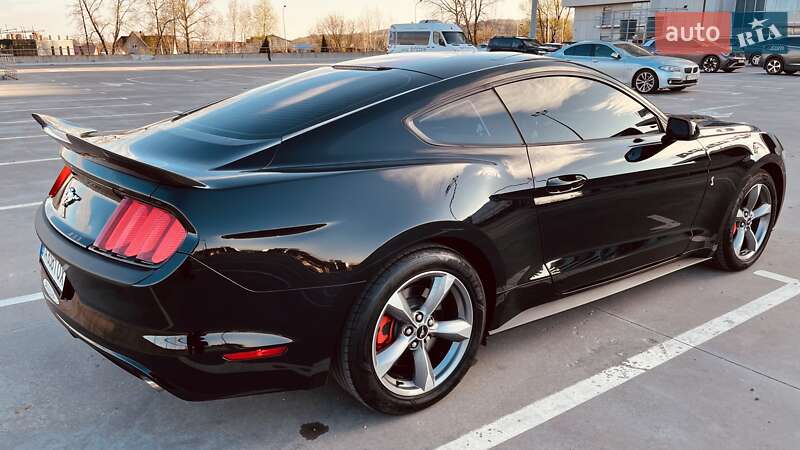 Купе Ford Mustang 2017 в Киеве