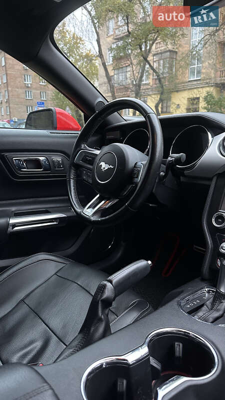 Купе Ford Mustang 2015 в Киеве