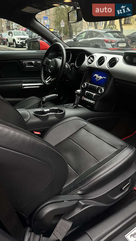 Купе Ford Mustang 2015 в Киеве