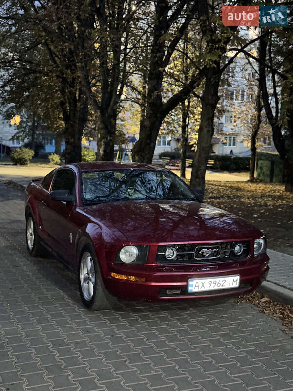 Купе Ford Mustang 2007 в Тернополе