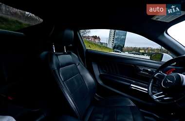 Купе Ford Mustang 2017 в 