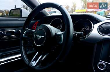 Купе Ford Mustang 2017 в 