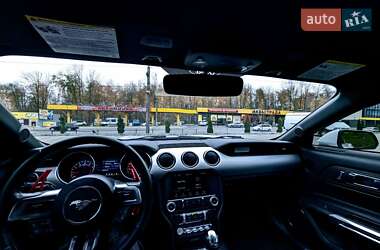 Купе Ford Mustang 2017 в 
