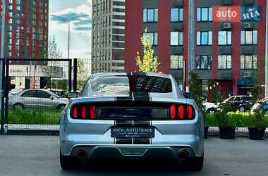 Купе Ford Mustang 2015 в 