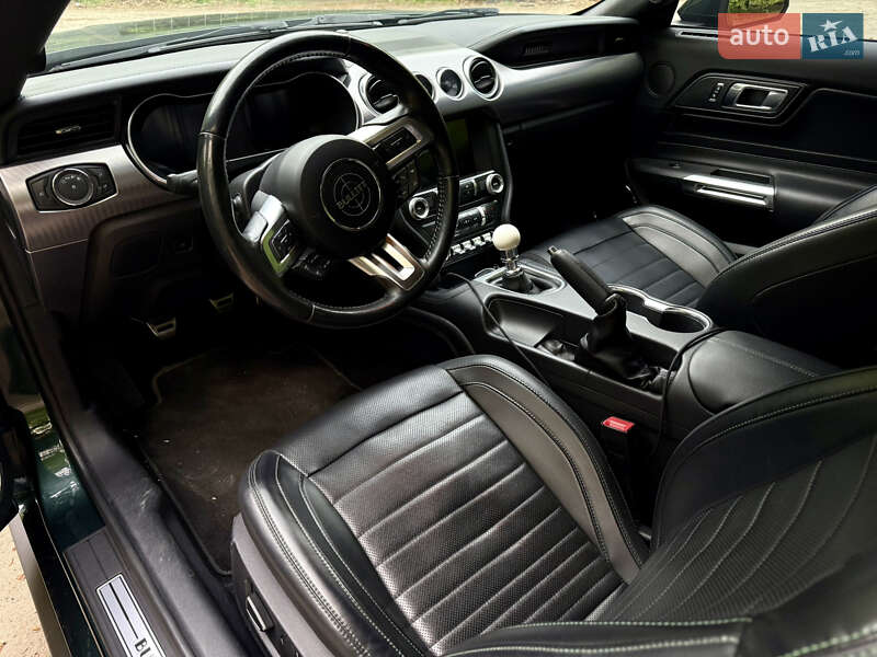 Купе Ford Mustang 2019 в Львове