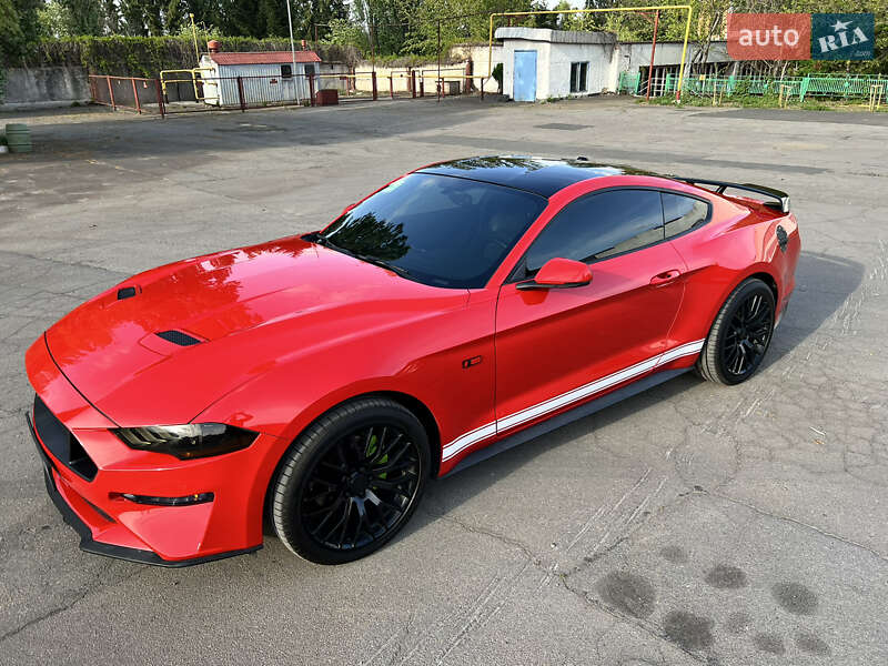 Купе Ford Mustang 2018 в 