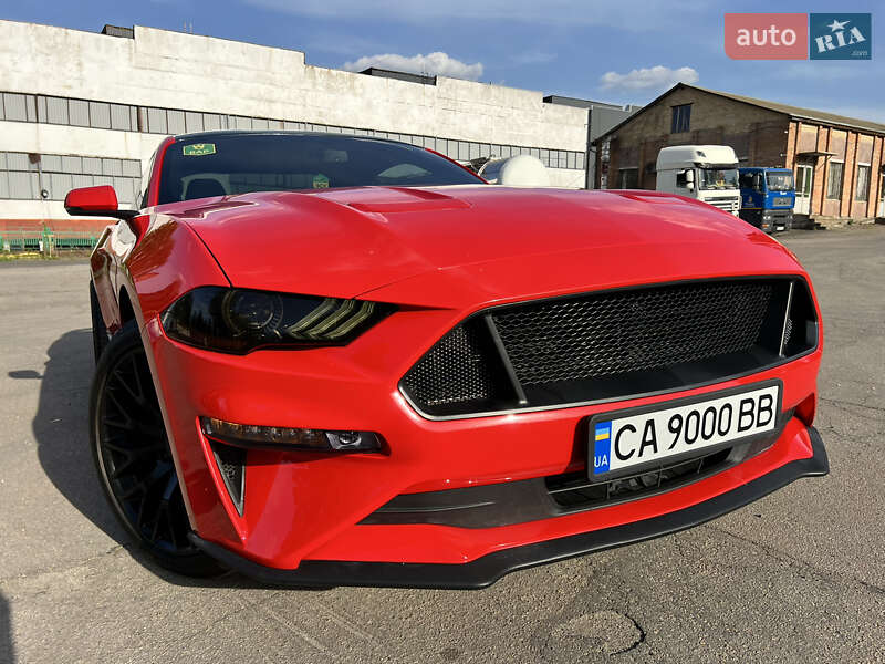 Купе Ford Mustang 2018 в Умани