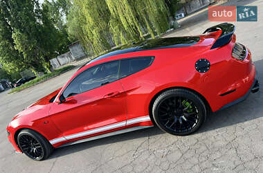 Купе Ford Mustang 2018 в 
