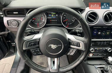 Купе Ford Mustang 2015 в 