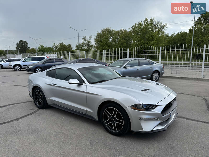 Купе Ford Mustang 2019 в Киеве фото 2 Купе Ford Mustang 2019 в Киеве