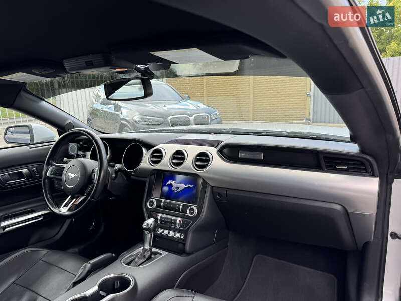 Купе Ford Mustang 2019 в Киеве фото 19 Купе Ford Mustang 2019 в Киеве