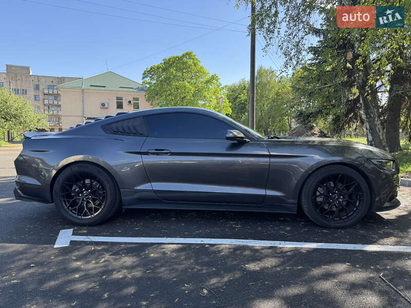 Купе Ford Mustang 2017 в Черкассах