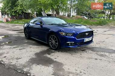 Купе Ford Mustang 2015 в Львове