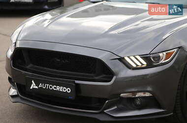 Купе Ford Mustang 2017 в 